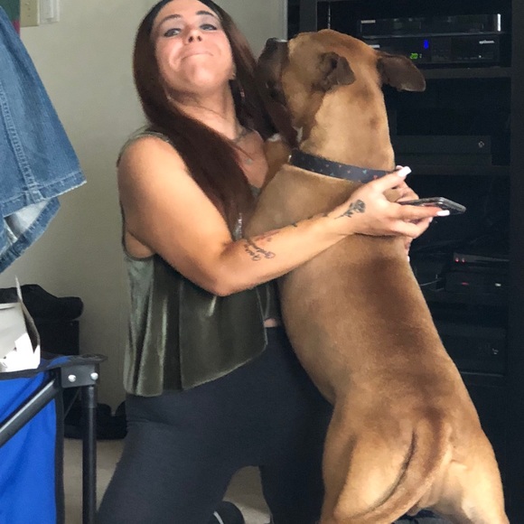 Meet your Posher, Mixmaster B.💽🔥 AKA Rebecca Brooks! - Picture 3 of 16